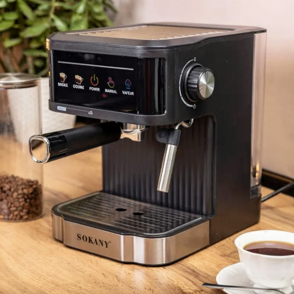 Рожковая кофемашина Sokany SK-04025 на 1.8 л со вспенивателем молока