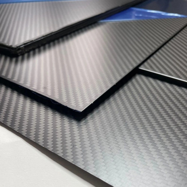 Пластина карбонова PRC 500×500×2 мм 3K Twill матова
