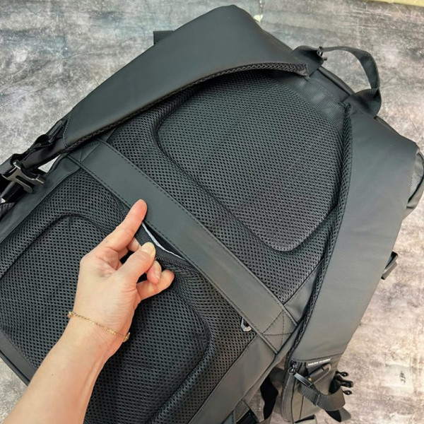 Дорожній рюкзак Mark Ryden Delta MR9711 для ручної поклажі з відділенням для ноутбука 17,3 і планшета