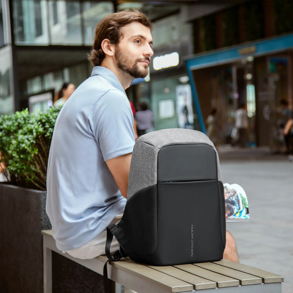 Рюкзак Mark Ryden MR5815ZS для ноутбука 15.6" и планшета с защитой от кражи и USB-портом