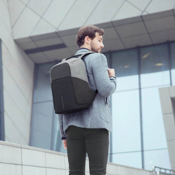 Рюкзак Mark Ryden MR5815ZS для ноутбука 15.6" и планшета с защитой от кражи и USB-портом