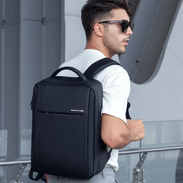Міський рюкзак Mark Ryden MR2900 для ноутбука 15.6" з дихаючою спинкою та захистом від вологи
