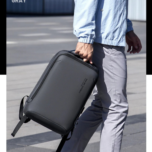 Рюкзак для ноутбука 17.3" Mark Ryden MR9008SJ с жёстким корпусом EVA и USB-портом