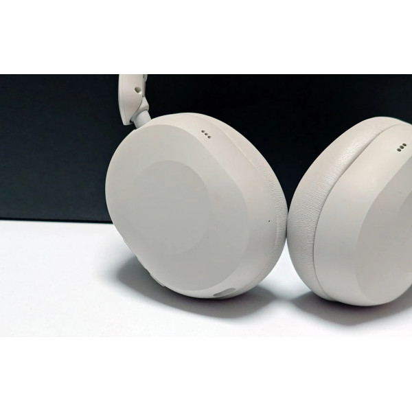 Бездротові навушники Final Audio UX1000 з гібридним шумозаглушенням