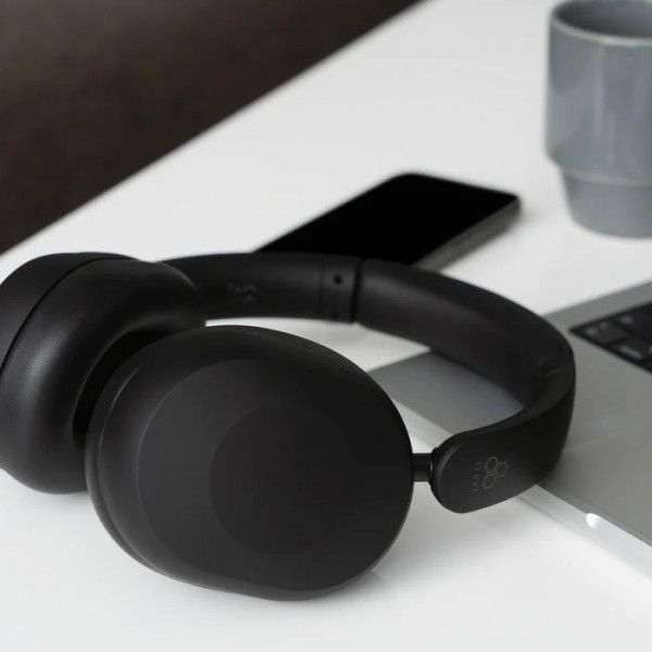 Бездротові навушники Final Audio UX1000 з гібридним шумозаглушенням