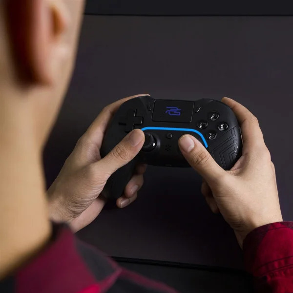 Беспроводной геймпад Proove Gaming Skadi с Bluetooth, touch-pad и подсветкой для PS4, ПК и Android