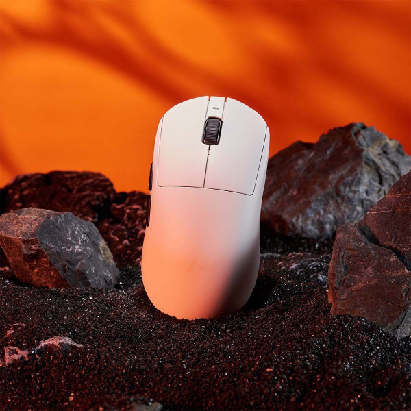 Ігрова миша ATK Dragonfly A9 Ultra Lightweight 42000 DPI із сенсором PixArt 3950 та частотою 8000 Гц