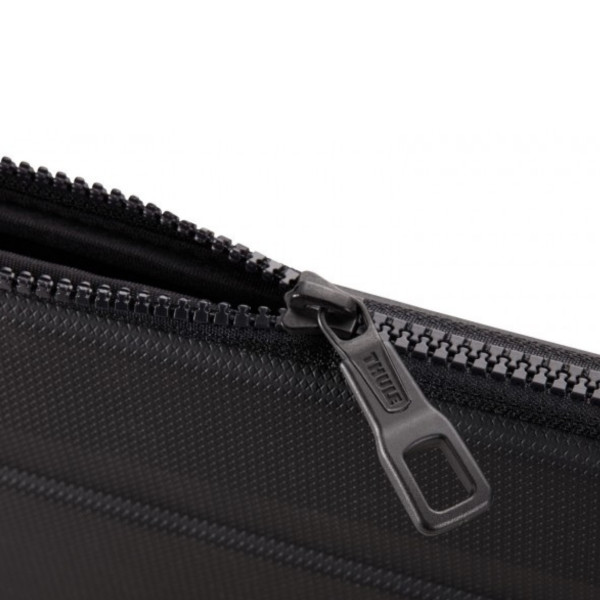 Чехол для ноутбука 14” Thule Gauntlet 5 Sleeve с жестким корпусом и механизмом Clamshell