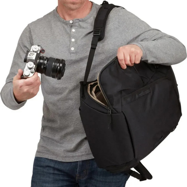 Рюкзак для фототехніки Thule Covert DSLR Backpack з відділенням для ноутбука 16” та дихаючою спинкою