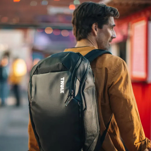 Рюкзак для ноутбука 16” Thule Chasm Backpack с дышащими лямками и защитой от влаги