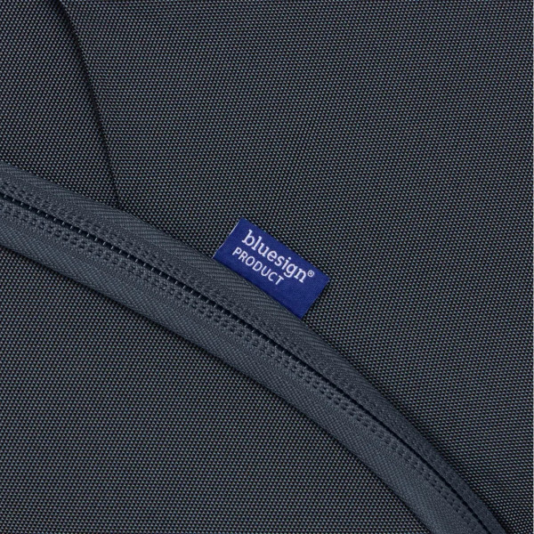 Чемодан на колесах Thule Subterra 2 с компрессионными ремнями и защитой от влаги