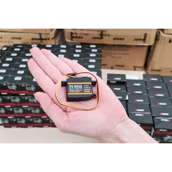 Цифровий сервопривід EMAX ES9258 25г 2.5кг·см/0.08с