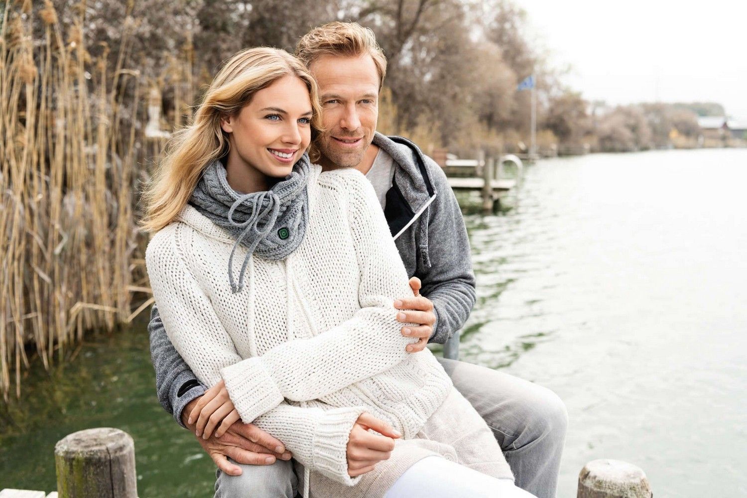 Акумуляторна електрогрілка у формі шарфу BEURER HK 37 з трьома режимами температури