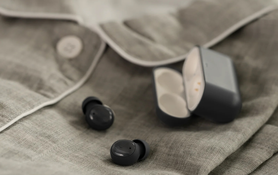 Бездротові TWS навушники Final Audio ZE500 for ASMR з точним регулюванням гучності