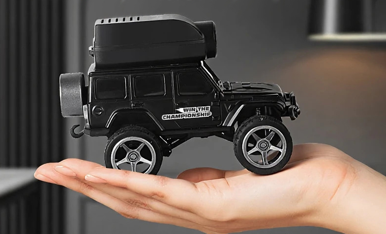 Машина на радіокеруванні KF32 1:64 з FPV камерою та керуванням через додаток