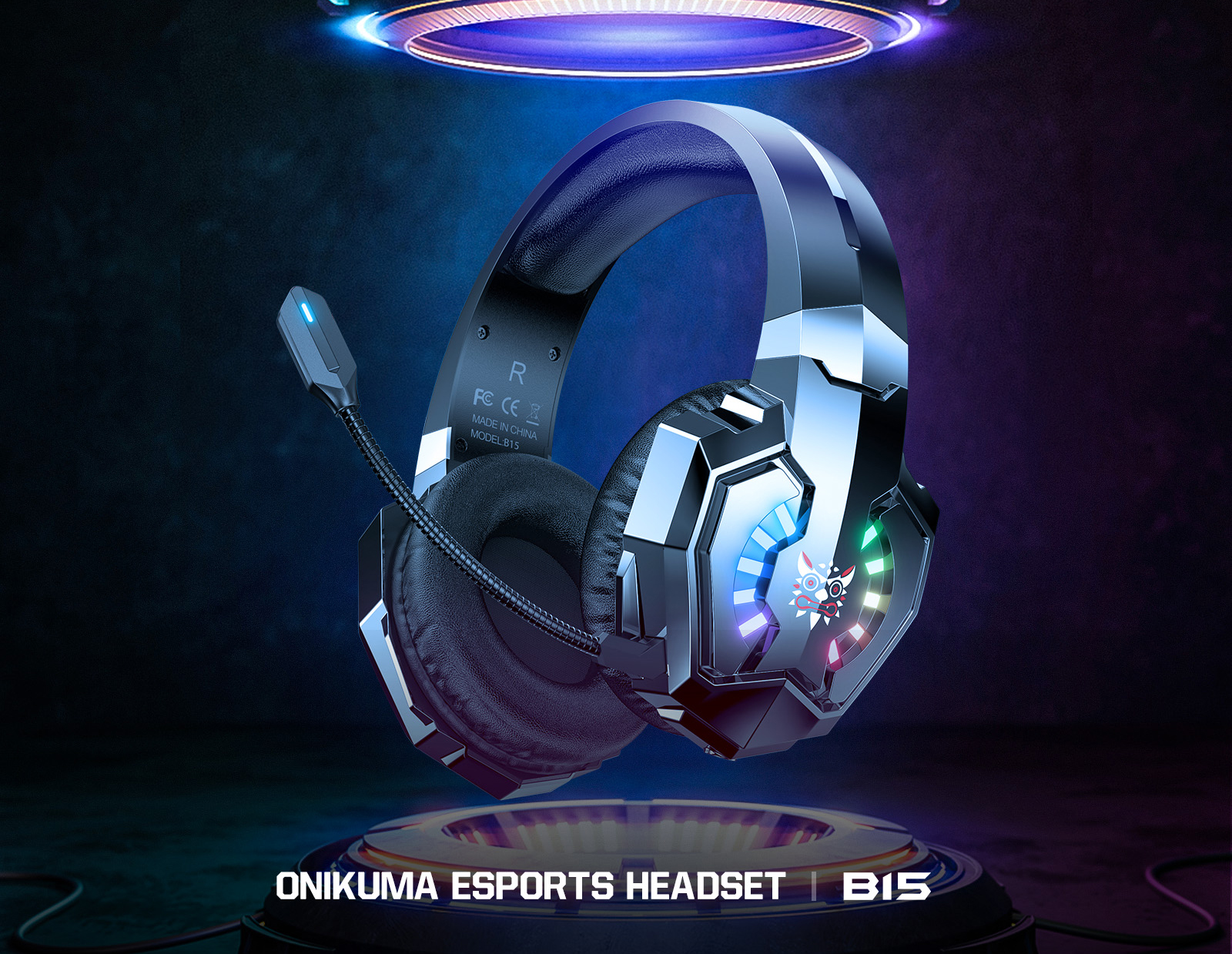 Игровая гарнитура ONIKUMA B15: Ваш идеальный союзник в мире гейминга  Ощутите полную свободу и бескомпромиссное качество звука с ONIKUMA B15. Эта гарнитура создана для тех, кто требует от оборудования максимума: три варианта подключения, автономность до 55 часов и эргономику, о которой забываешь через минуту после начала игры.  Почему стоит выбрать ONIKUMA B15:  Три режима подключения: Играйте через беспроводной 2.4G-адаптер, Bluetooth 5.3 или классический проводной разъем 3.5 мм. Полная совместимость с ПК, Mac, PlayStation, Xbox, Nintendo Switch и смартфонами.  Заряжайте и побеждайте: В режиме 2.4G вы можете заряжать наушники через Type-C прямо во время игры. Никаких пауз в самые ответственные моменты!  55 часов непрерывной игры: Мощный аккумулятор на 1000 мАч обеспечивает целые дни гейминга без поиска розетки.  Профессиональный звук: Динамики 50 мм создают широкую звуковую сцену с глубокими басами и четкими высокими частотами, позволяя услышать каждый шаг соперника.  Комфорт на весь день: Вес всего 292 г и амбушюры из «дышащей» пены с эффектом памяти гарантируют легкость даже во время марафонов.  Четкая коммуникация: Съемный всенаправленный микрофон обеспечивает идеальную передачу вашего голоса без лишних шумов.  Стильный акцент: Яркая RGB-подсветка подчеркнет ваш игровой сетап.  Технические характеристики:  Версия Bluetooth: 5.3  Рабочее расстояние: до 15 метров  Время зарядки: ~2 часа  Размер динамика: 50 мм  Импеданс: 32 Ом ± 15%  Чувствительность: 115,4 ± 3 дБ  Комплектация: наушники, съемный микрофон, USB-приемник 2.4G, аудиокабель 3.5 мм (2 м), зарядный кабель Type-C (1 м), инструкция.