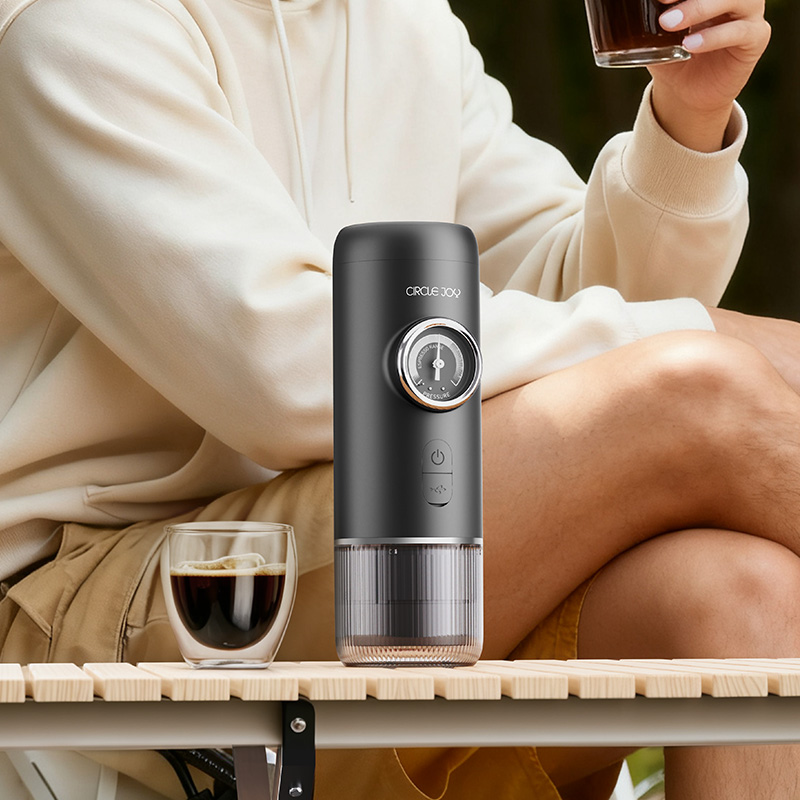 Портативная аккумуляторная кофеварка CIRCLE JOY LESPRESSO с манометром для капсул и молотого кофе