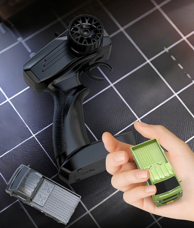 Мини-грузовик на радиоуправлении K60 1:64 4WD Drift со светодиодной подсветкой для эффектных дрифт-заездов